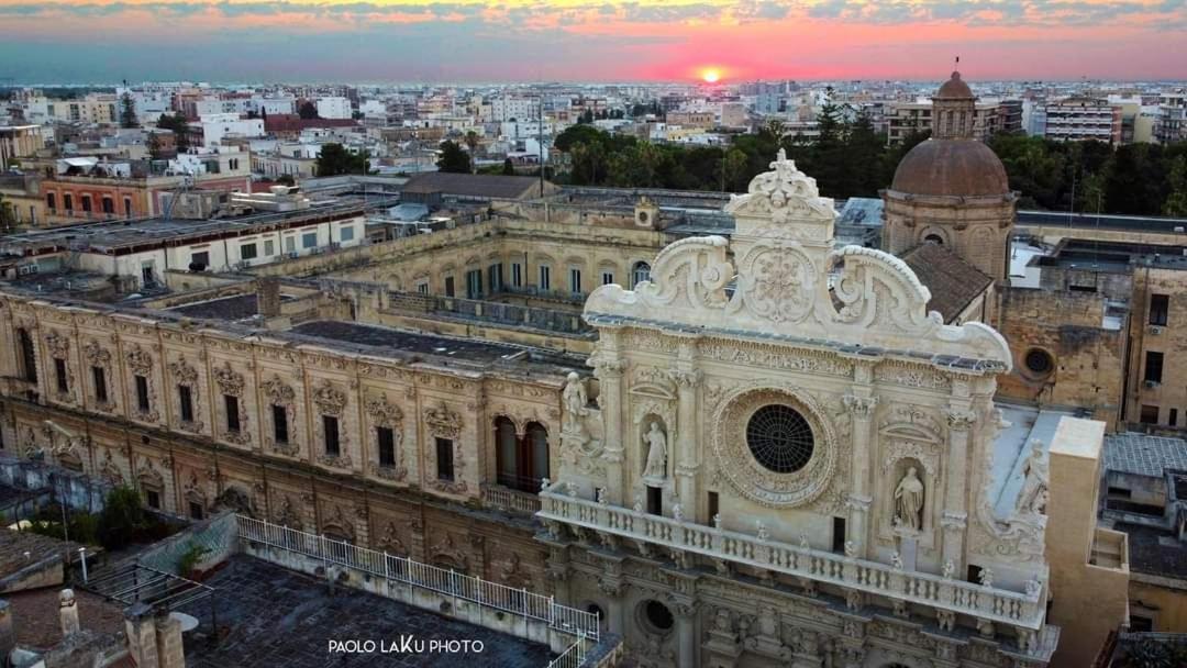 Lecce Stazione Centrale Εξωτερικό φωτογραφία
