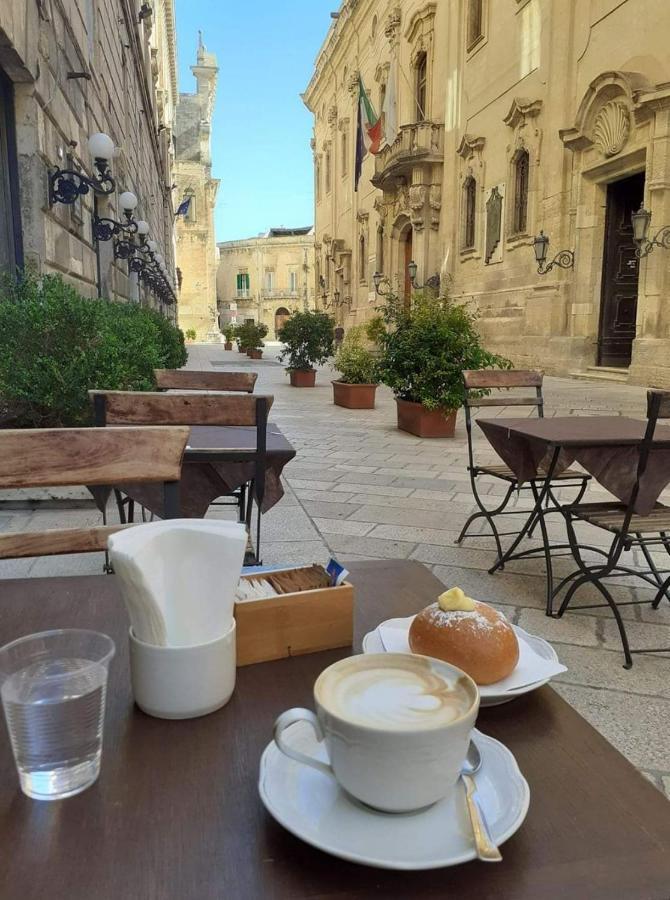 Lecce Stazione Centrale Εξωτερικό φωτογραφία